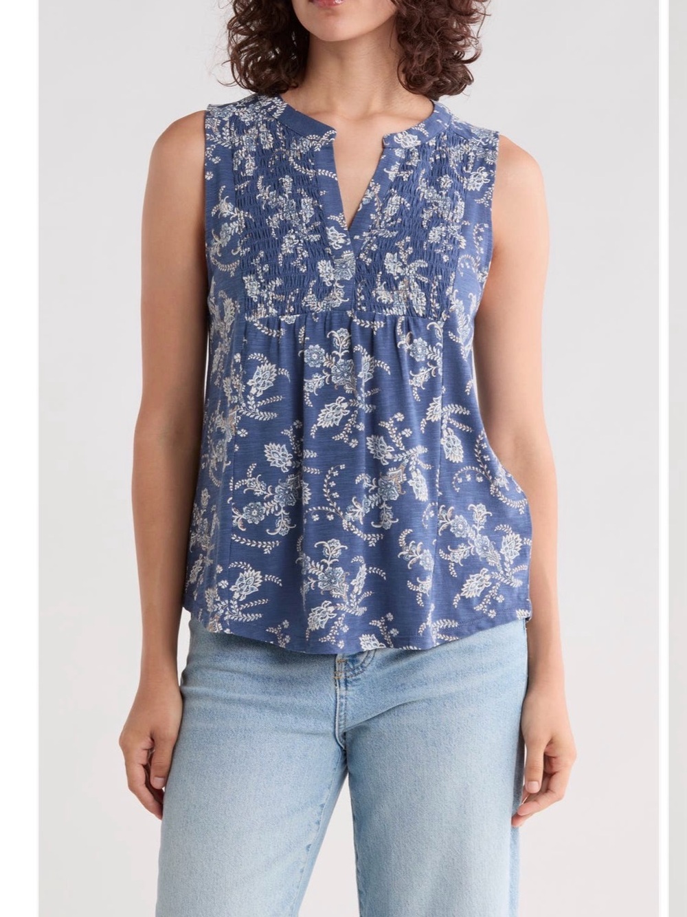 NWT Lucky Brand Print Smocked
Tank Blue Floral Split-Neck Sleeveless Top Sz XL